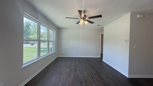 8534 Addison Rd in Jacksonville, FL - Building Photo - Building Photo