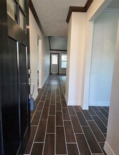 7423 Weatherhill Ln in Houston, TX - Building Photo - Building Photo