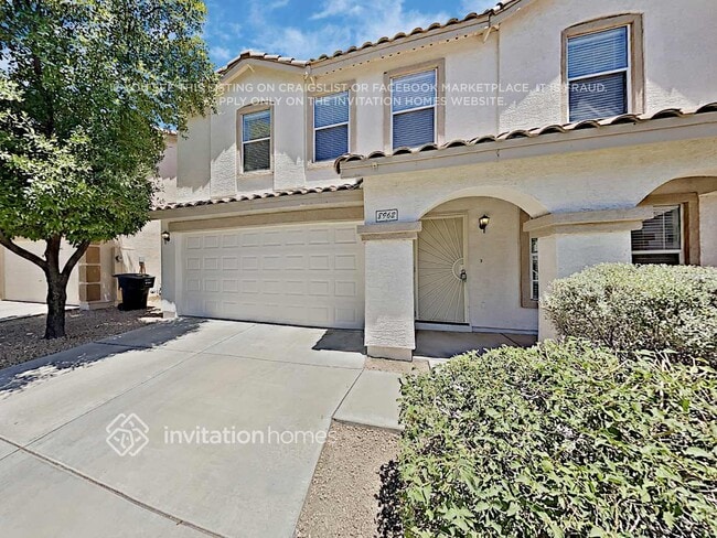 8962 E Yucca St