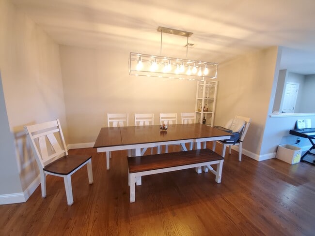 467 Somerville Ave, Unit 2 in Somerville, MA - Foto de edificio - Building Photo