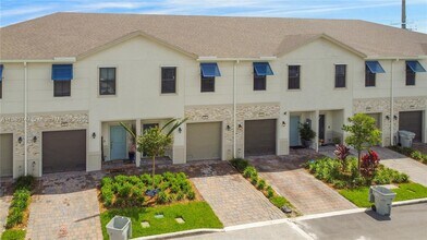 896 NW 3rd Terrace in Pompano Beach, FL - Building Photo - Building Photo