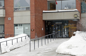 Gladstone Terrace in Ottawa, ON - Building Photo - Building Photo