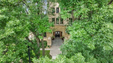 730 Stinson Blvd, Unit 418 in Minneapolis, MN - Building Photo - Building Photo