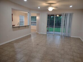 6744 45th Terrace E in Bradenton, FL - Building Photo - Building Photo