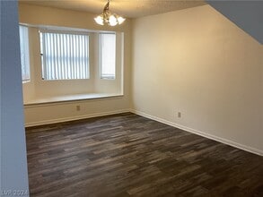 2805 Albemarle Way in Henderson, NV - Building Photo - Building Photo