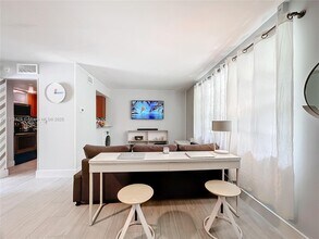 651 NE 60th St in Miami, FL - Building Photo - Building Photo