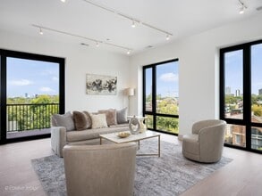 3202 N Racine Ave in Chicago, IL - Building Photo - Building Photo