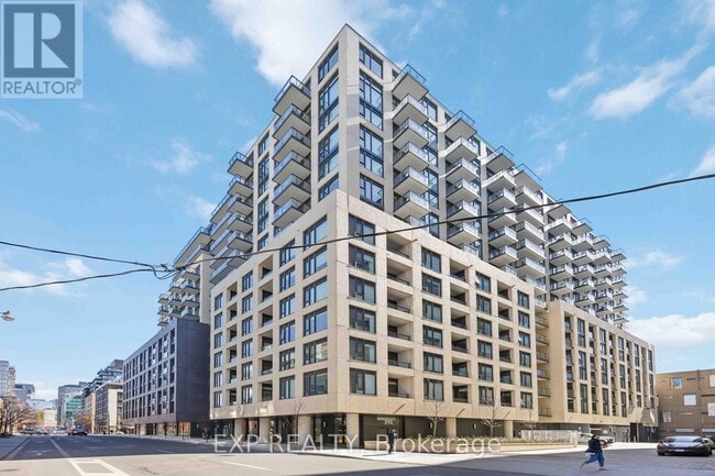 property at 543 Richmond St W