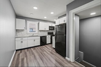 409 N Temple Ave in Indianapolis, IN - Building Photo - Building Photo