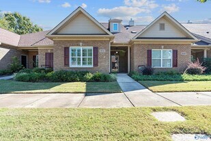 1032 Cresent Falls in Huntsville, AL - Building Photo