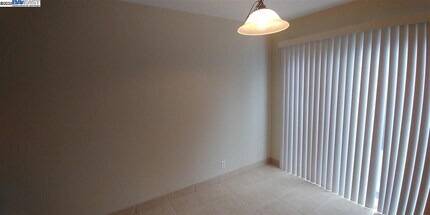 2551 Twin Creeks Dr in San Ramon, CA - Building Photo - Building Photo