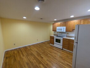 137 Remsen St in Cohoes, NY - Building Photo - Building Photo