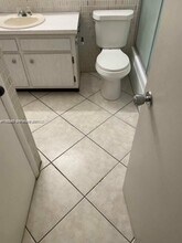 348 S Federal Hwy in Dania Beach, FL - Foto de edificio - Building Photo