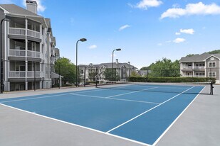 Chattahoochee Ridge in Sandy Springs, GA - Building Photo