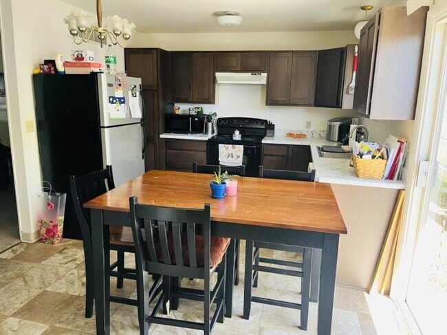 332 Covert Ln in Billings, MT - Building Photo - Building Photo