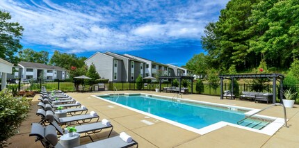 Reserve on Riverside Apartments in Macon, GA - Foto de edificio - Building Photo