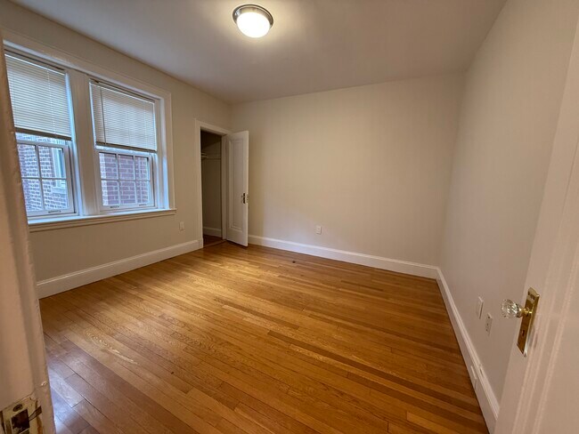 360 Harvard St, Unit 353-23 in Cambridge, MA - Building Photo - Building Photo
