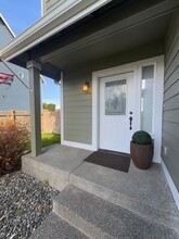 2208 Clearview Dr in Ellensburg, WA - Building Photo - Building Photo