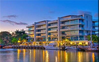 1090 NW N River Dr-Unit -404 in Miami, FL - Building Photo