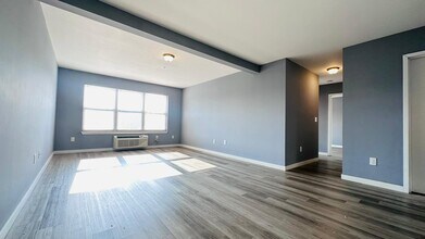 216 12th Ave, Unit 1 in Paterson, NJ - Building Photo - Building Photo