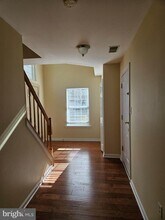6010 Lands End Ln in Alexandria, VA - Building Photo - Building Photo