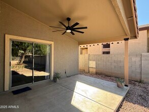 5418 W Jessica Ln in Phoenix, AZ - Building Photo - Building Photo