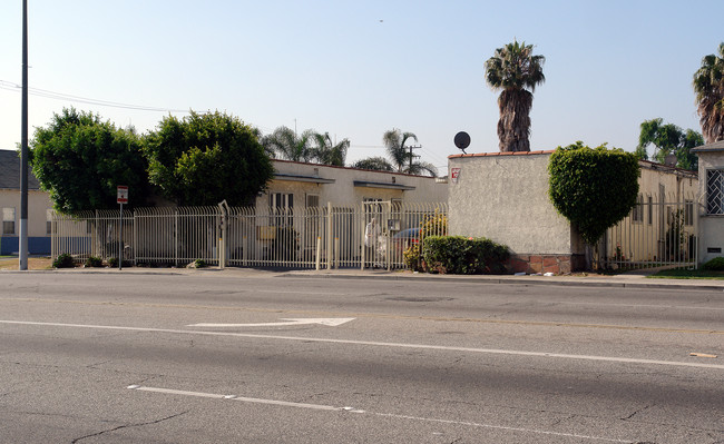 1129-1131 Centinela Ave in Inglewood, CA - Building Photo - Building Photo