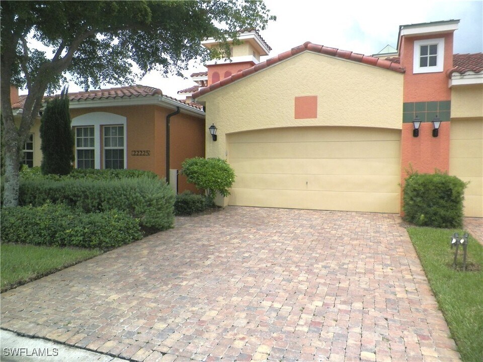 22225 Via Palazzo Pl in Estero, FL - Building Photo