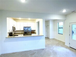 14279 Pine Lodge Ln in Ft. Myers, FL - Building Photo - Building Photo