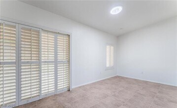 2505 Indigo Valley St in Las Vegas, NV - Building Photo - Building Photo