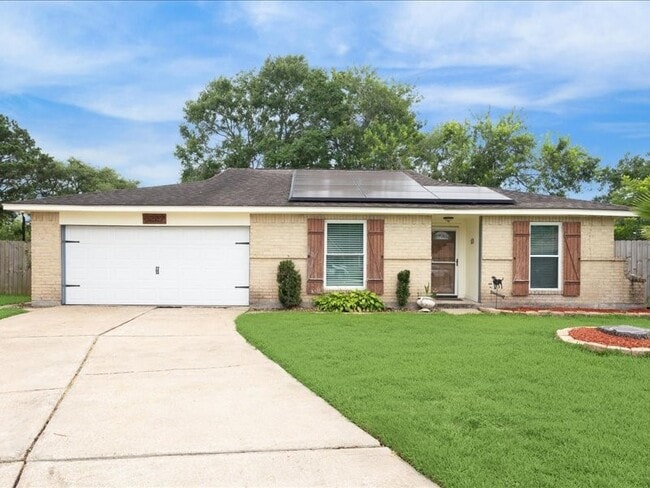 property at 6227 Creekside Ln