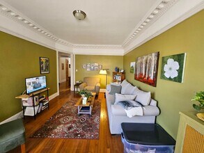 817 W Belle Plaine Ave in Chicago, IL - Building Photo - Building Photo