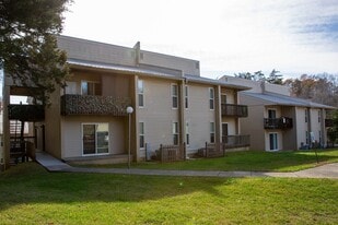 Cedar Ridge Apartments in Knoxville, TN - Building Photo