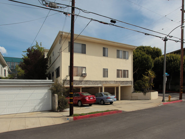 301 Ashland Ave in Santa Monica, CA - Building Photo - Building Photo