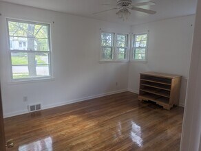 16 East Ter, Unit 16b East Terrace in South Burlington, VT - Foto de edificio - Building Photo