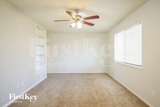 11637 N 58th Dr in Glendale, AZ - Building Photo - Building Photo