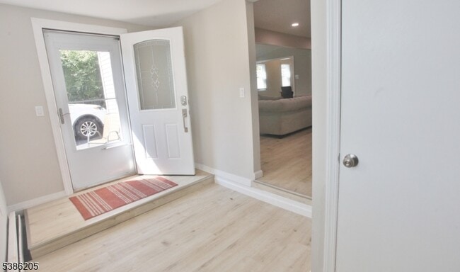 23 Iowa Ave in Jefferson, NJ - Building Photo - Building Photo