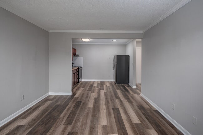 Dupont Avenue Apartments photo'