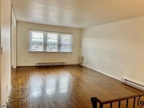 319 South Ave in Garwood, NJ - Building Photo - Building Photo