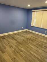 47 Hammond Rd in Glen Cove, NY - Building Photo - Building Photo