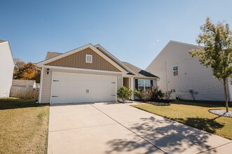 130 Trailwood Ct in Granite Quarry, NC - Building Photo - Building Photo