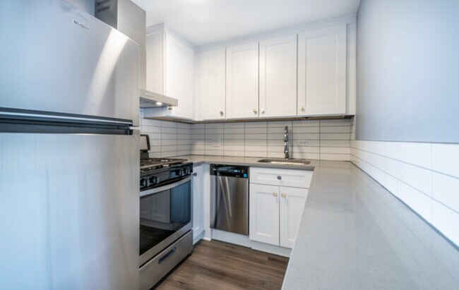 941 N Northwest Hwy in Park Ridge, IL - Building Photo - Building Photo