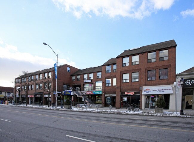 2188 Bloor St W in Toronto, ON - Building Photo - Building Photo