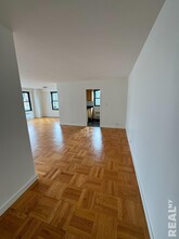 145 Fourth Avenue in New York, NY - Building Photo - Building Photo