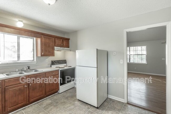 property at 4409 Delashmitt Rd