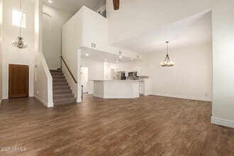 1102 W Glendale Ave in Phoenix, AZ - Building Photo - Building Photo