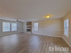 100 Edelweiss Dr in Fairburn, GA - Building Photo - Building Photo