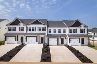 Neely Village in Mauldin, SC - Building Photo - Building Photo