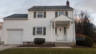 3394 Druck Valley Rd in York, PA - Building Photo