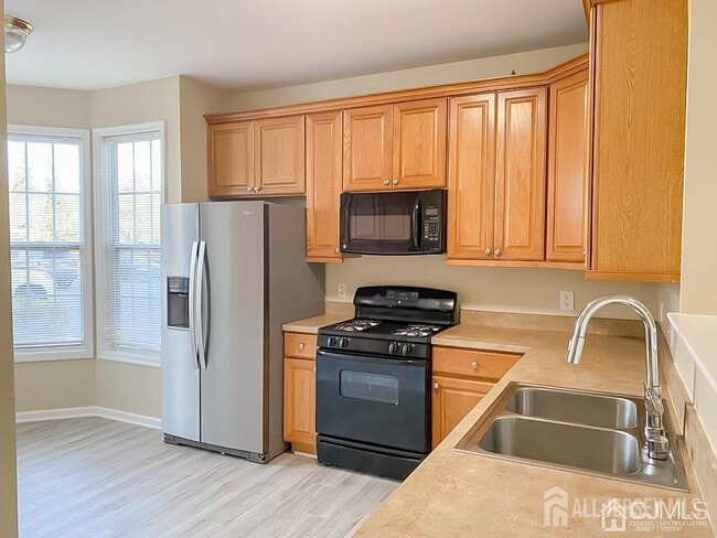 property at 3016 Edward Stec Blvd